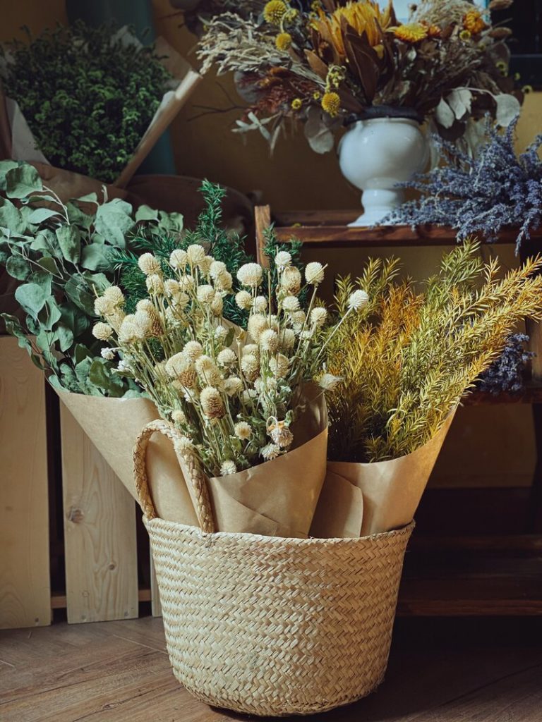 Mỗi loại hoa khô đều có những cách bảo quản khác nhau vô cùng ấn tượng